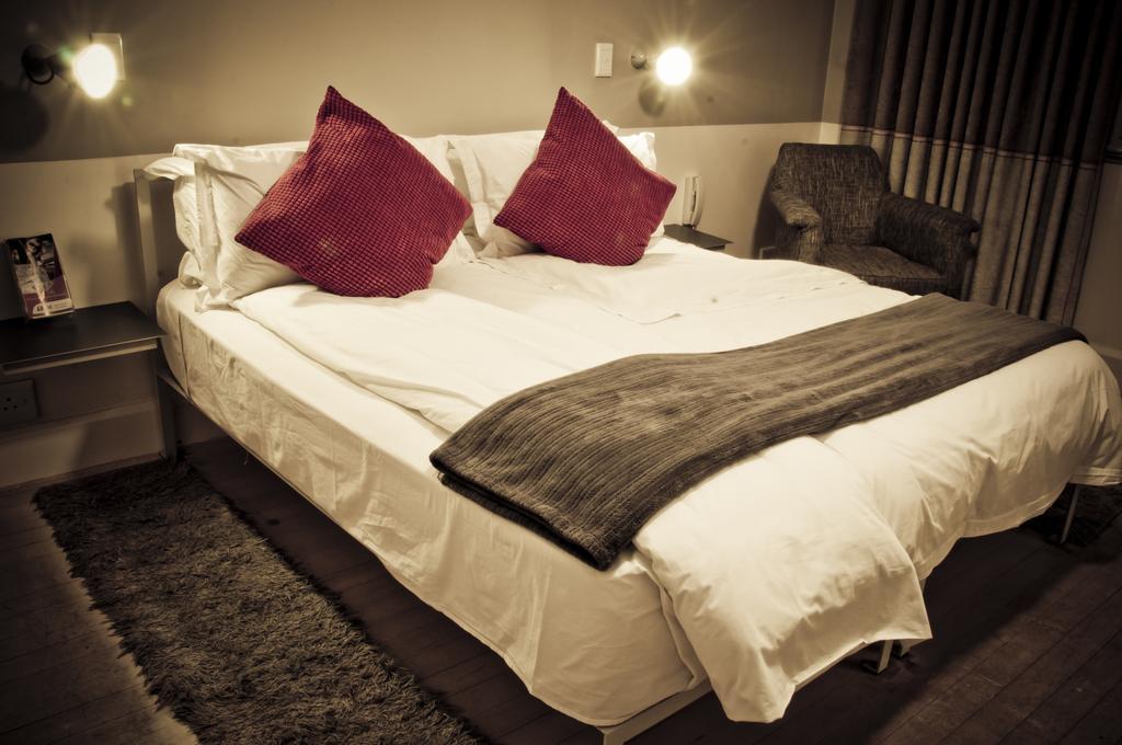 Bon Hotel 64 On Gordon Durban Extérieur photo